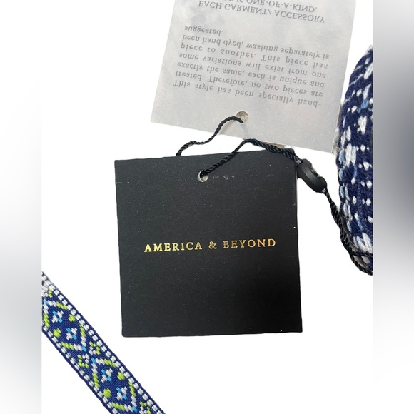 America & Beyond Hand-woven jacquard Mini Tote NWT - Picture 5 of 16